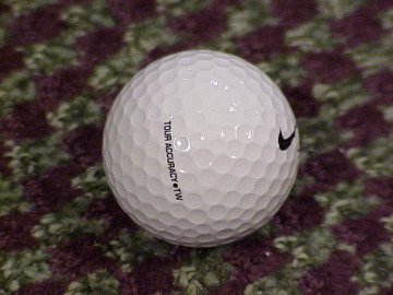 nike tour accuracy golf balls